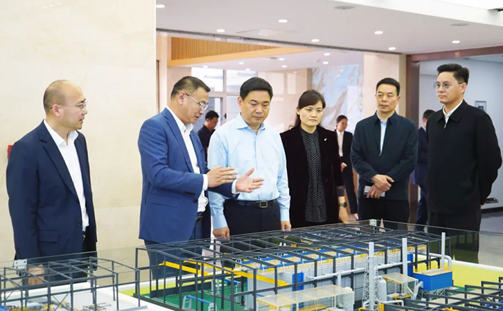 徐州市经开区党工委书记陈堂清率队走访调研3044永利